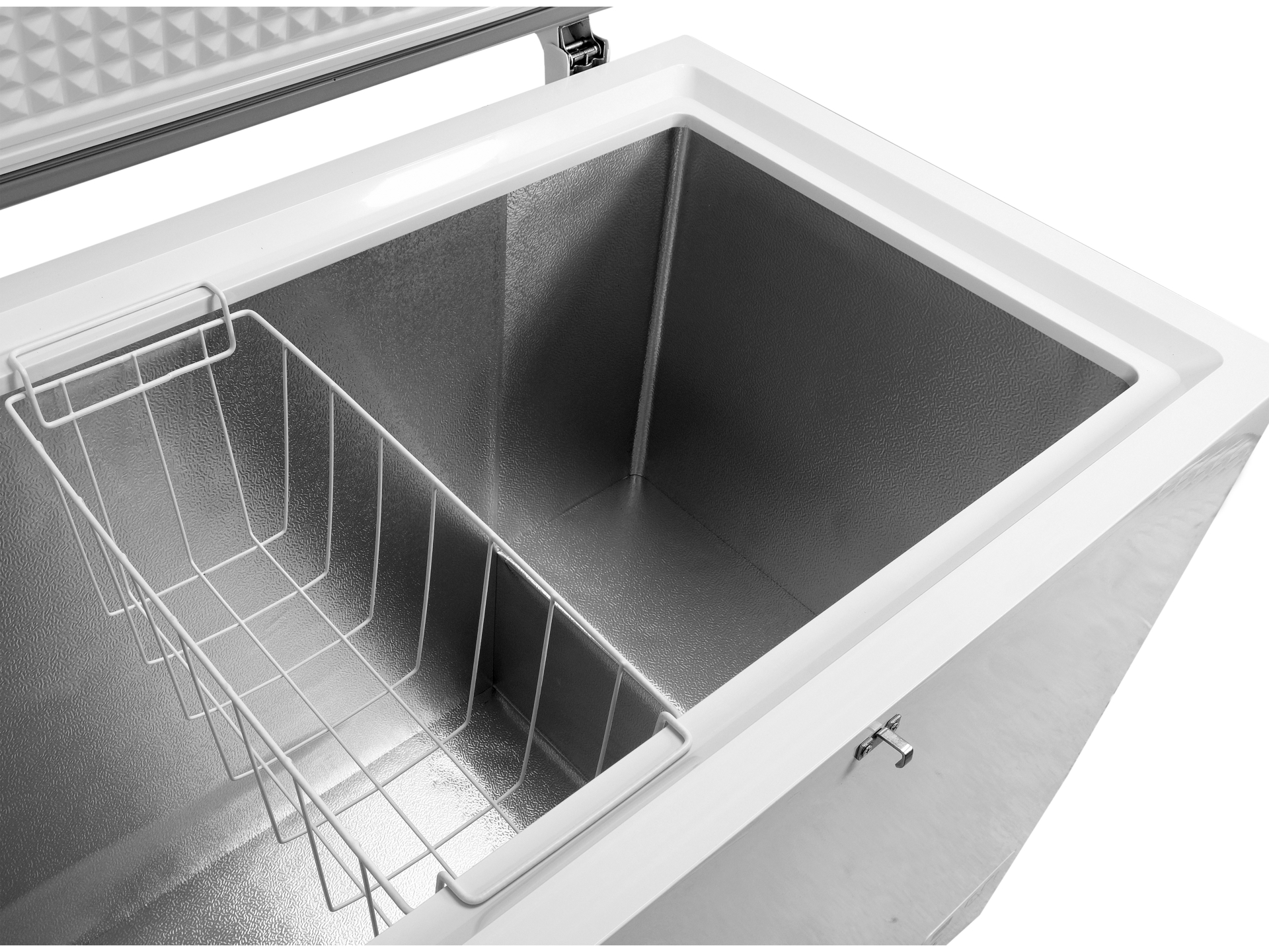 Chest freezer