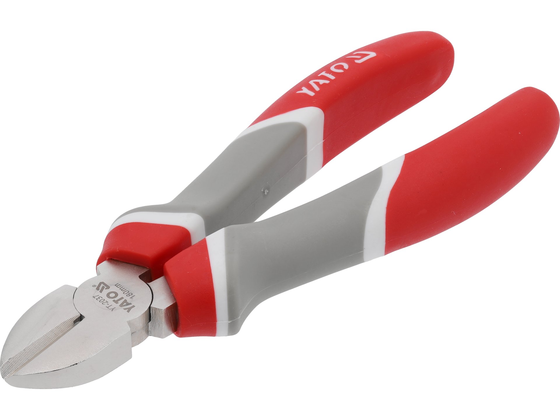 Side cutting pliers