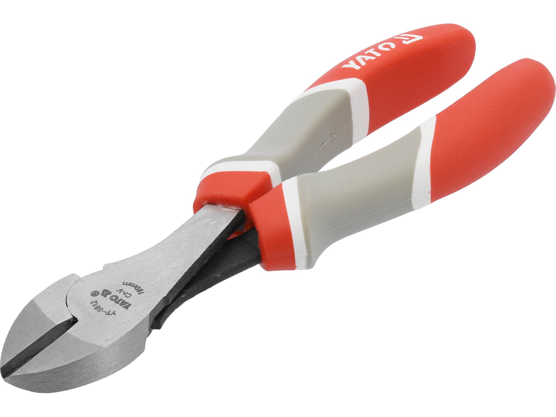 Side cutting pliers