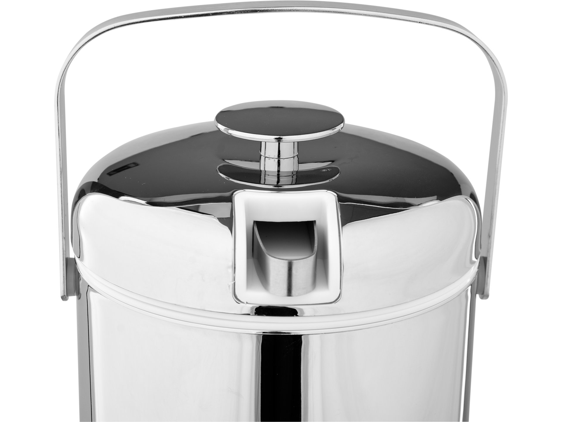 Thermally insulated ice bucket