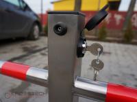 Autostāvvietas slēdzene - liels trīsstūris inox