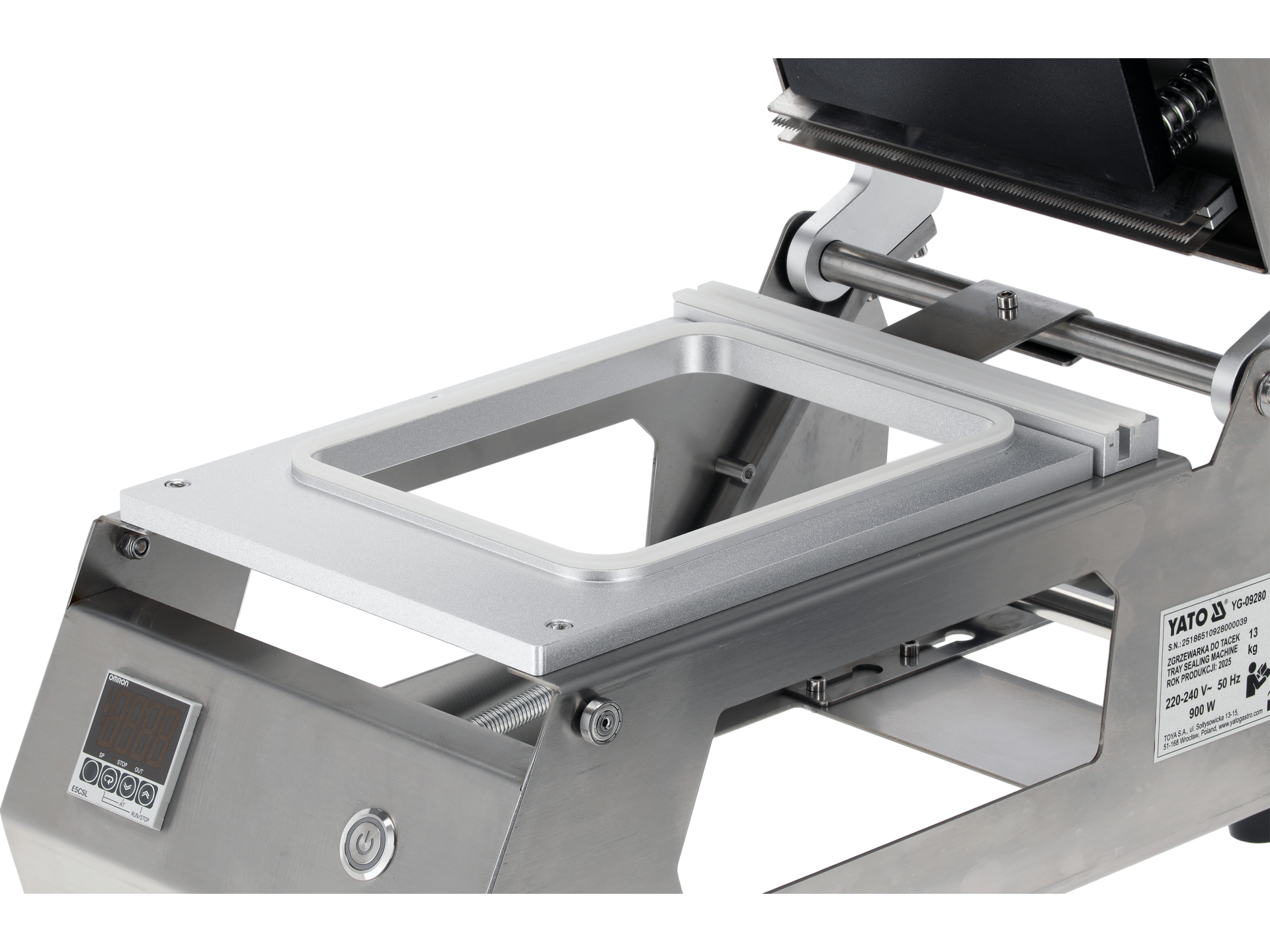 Tray sealing machine
