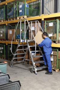 Stairs - double-sided platform with 6 aluminium steps - 3.45m
