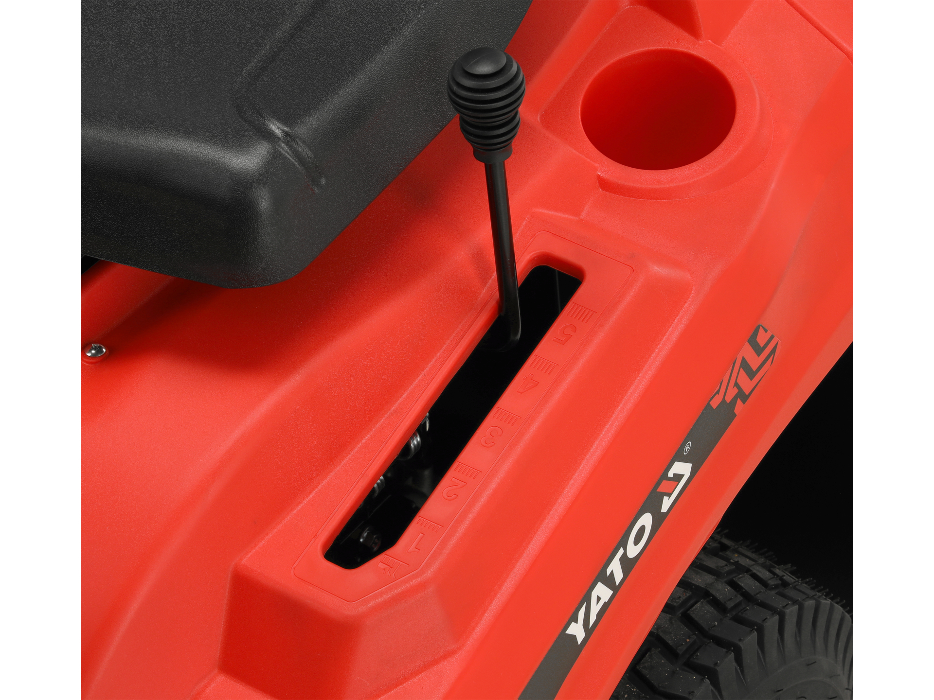 Benzīna dārza traktors