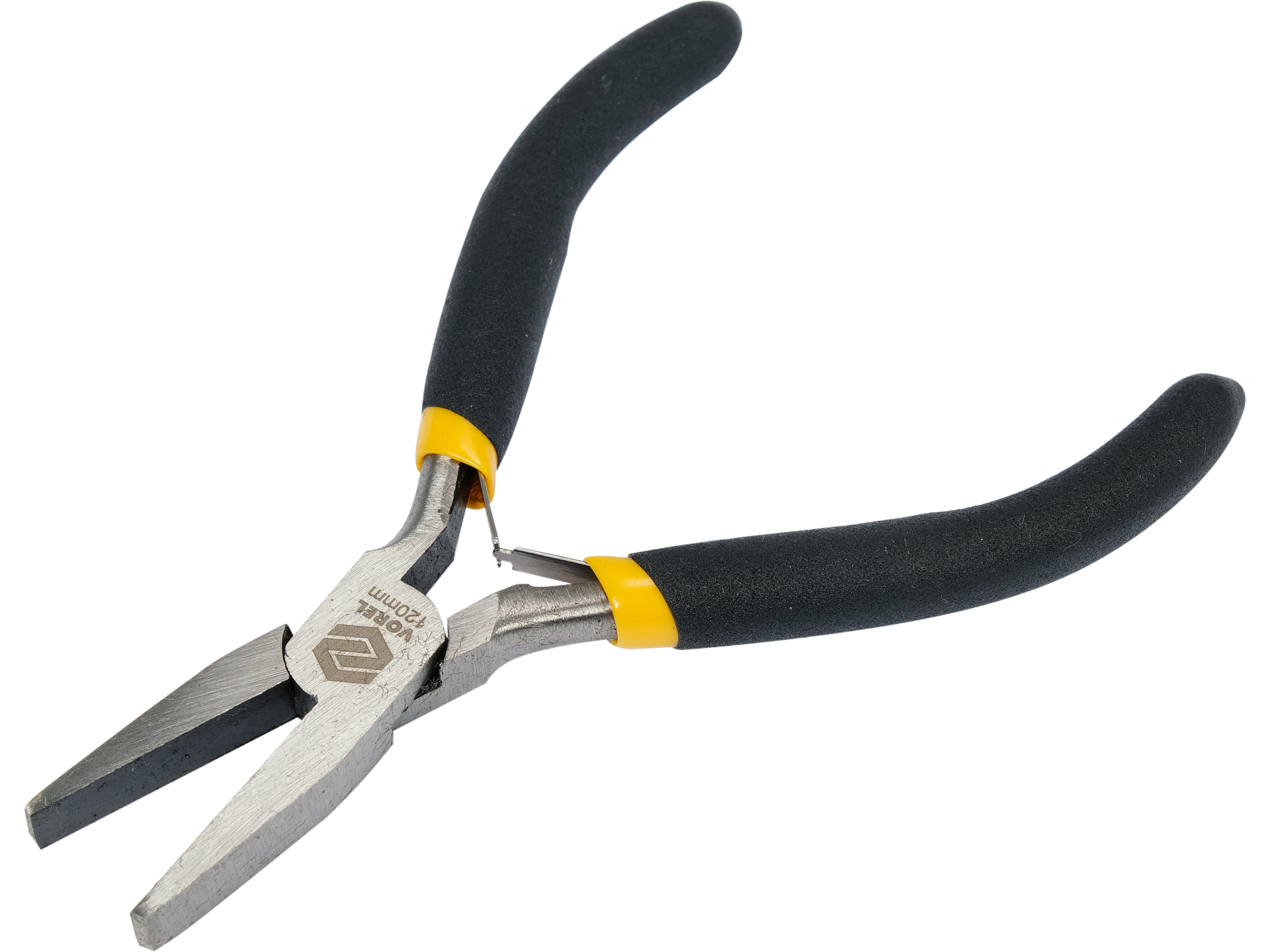 Flat nose pliers