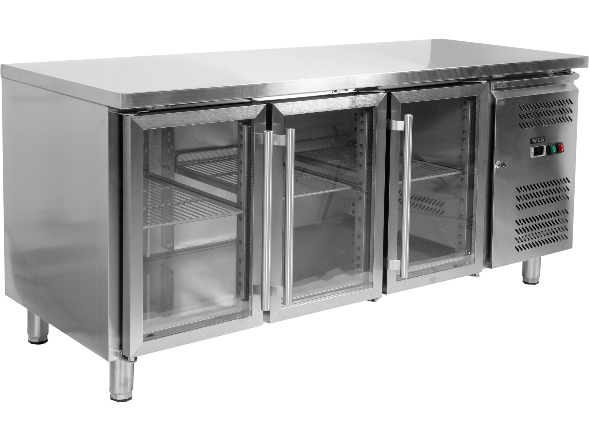 Cooling table with 3 glass door