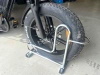 Fatbike velosipēdu statīvs