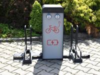 Elektriskais Velosipēdu novietne (2 pozīcijas) ar uzlādes staciju