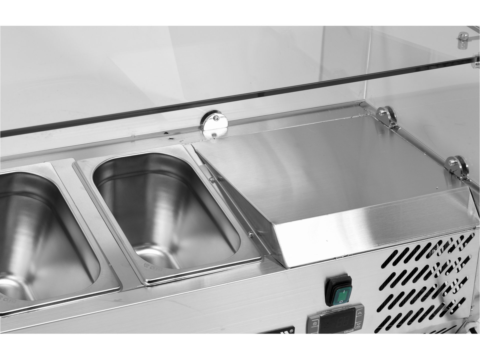 Cooling top display