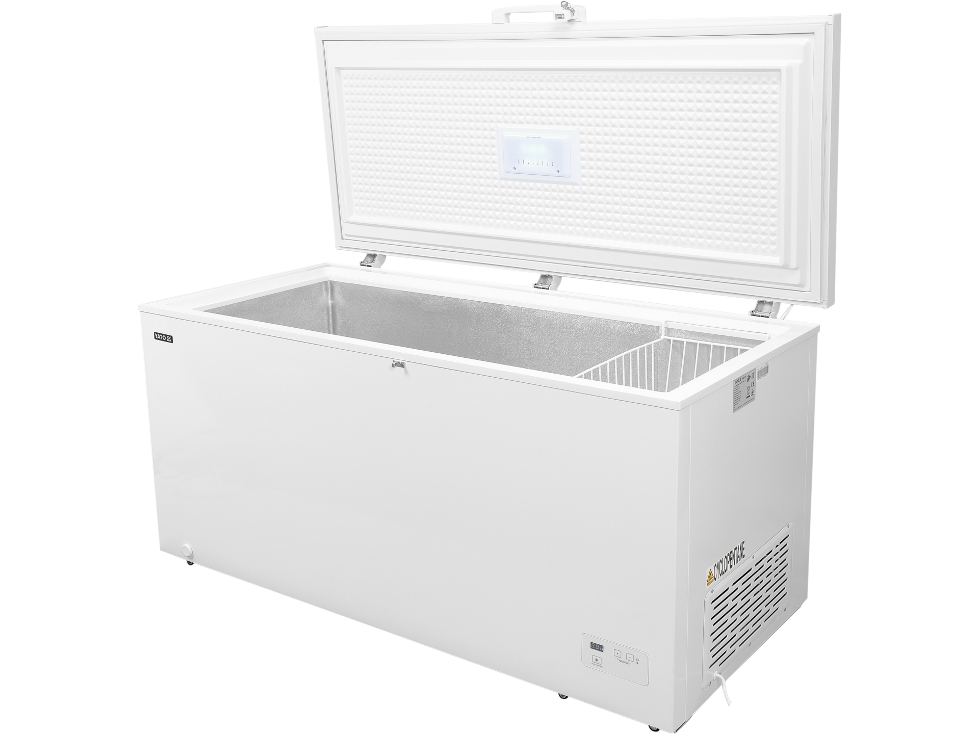Chest freezer