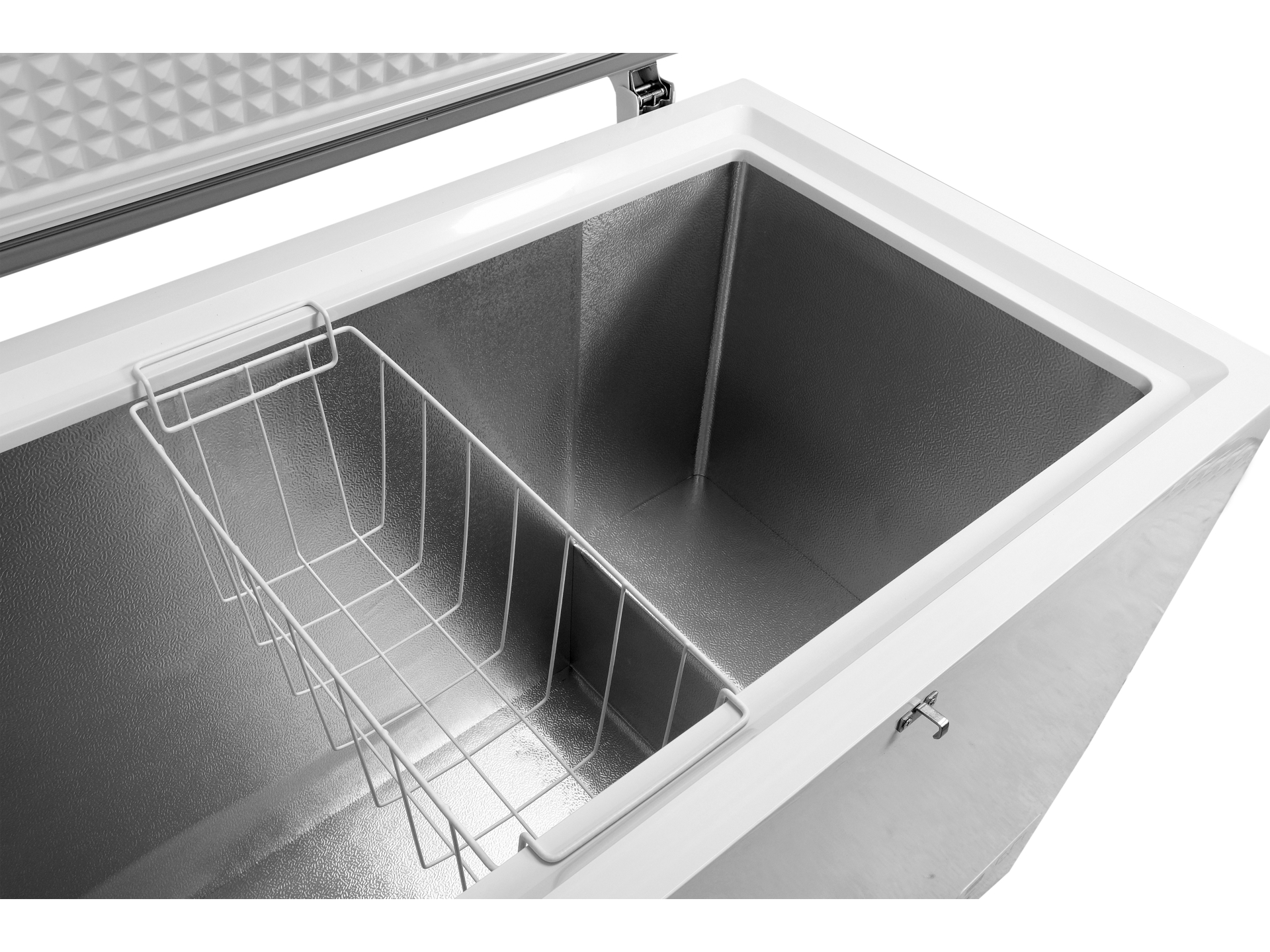 Chest freezer