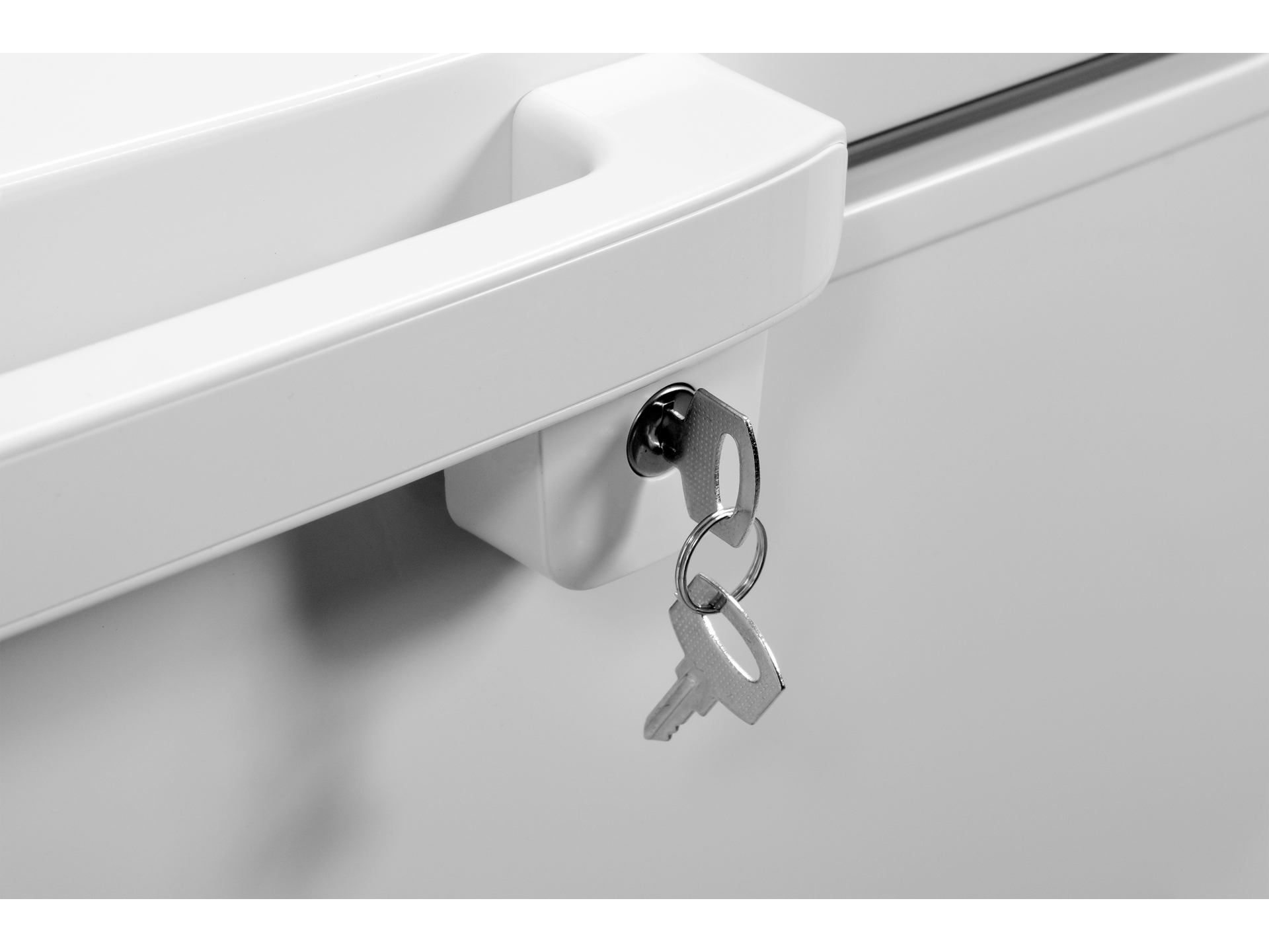 Chest freezer