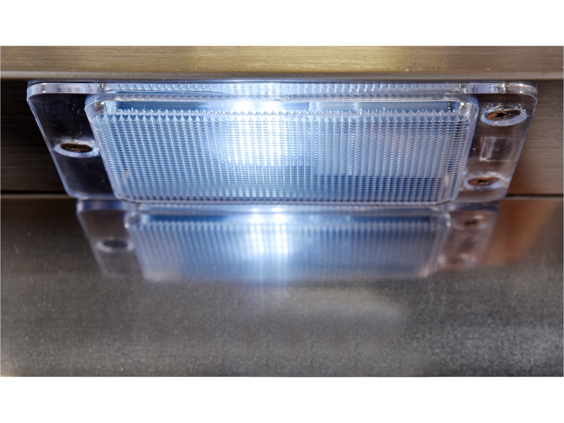 Cooling cabinet