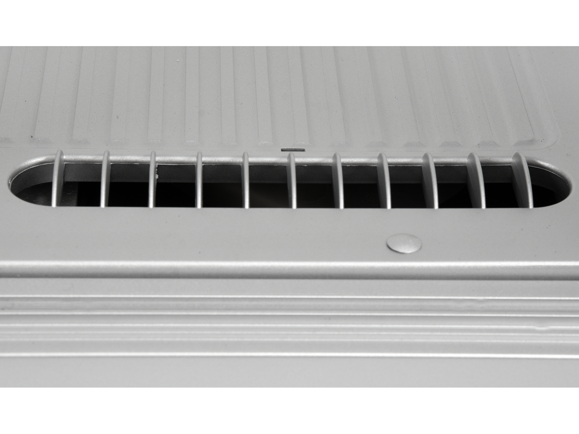 Refrigerated display case
