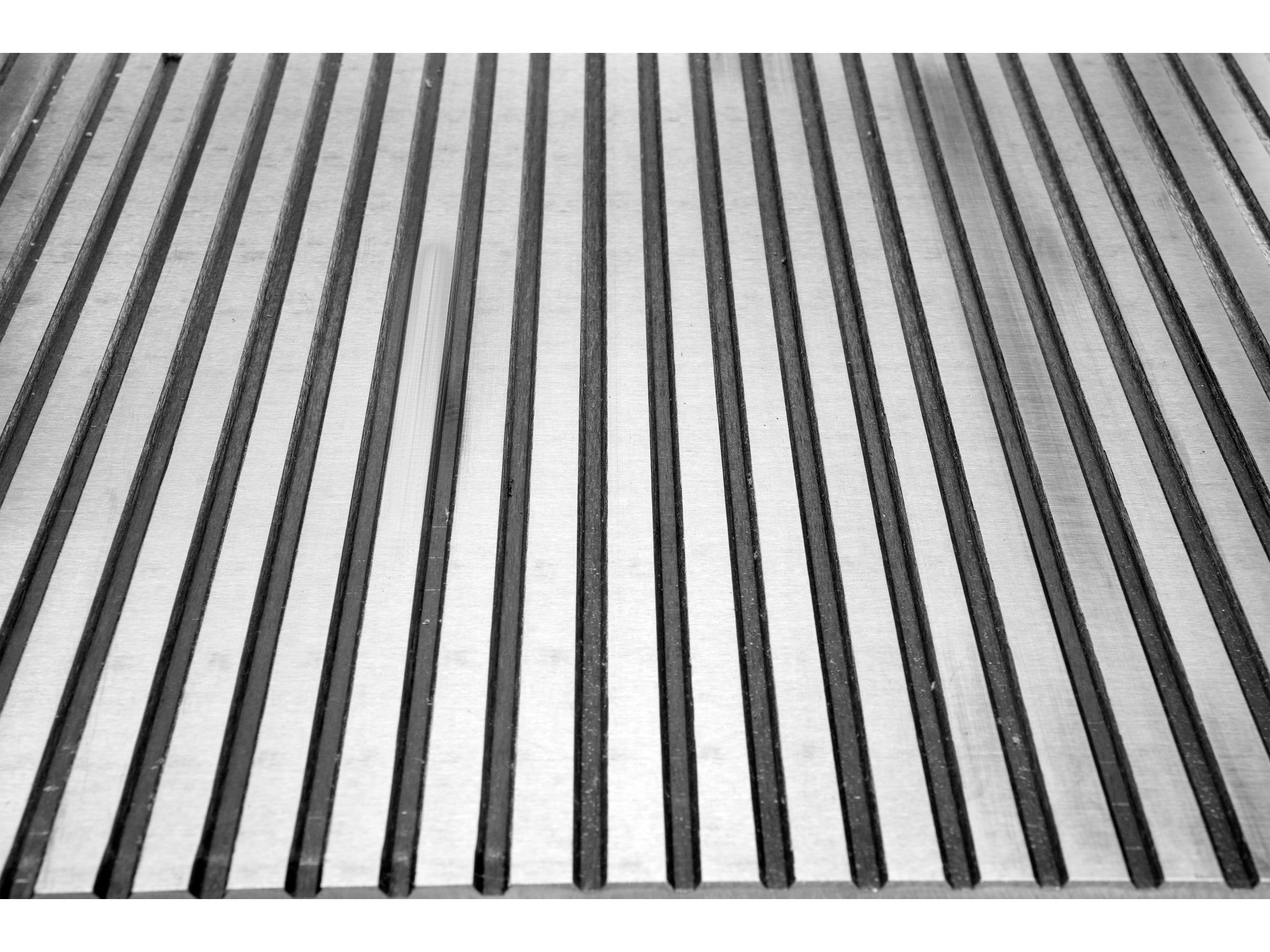 Electric griddle plate