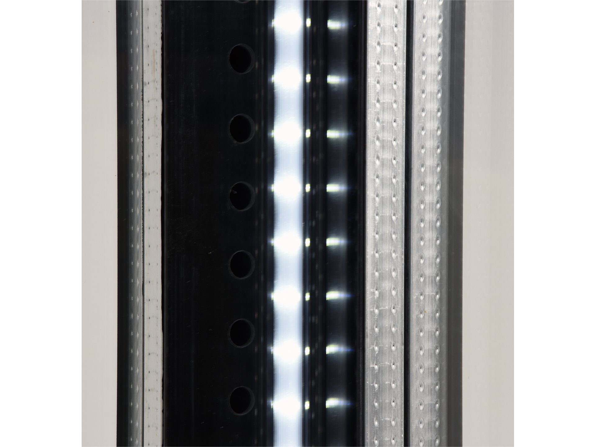 Refrigerated display case