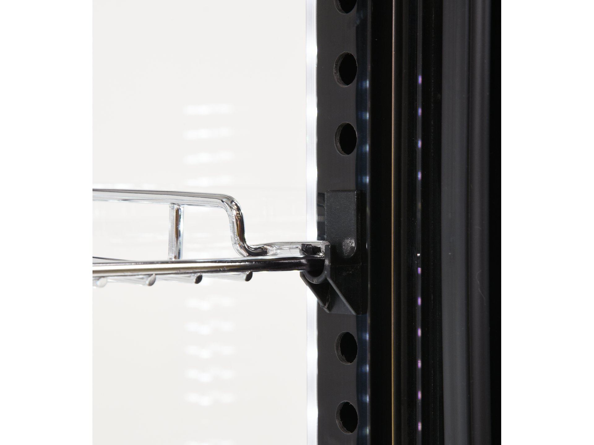 Refrigerated display case